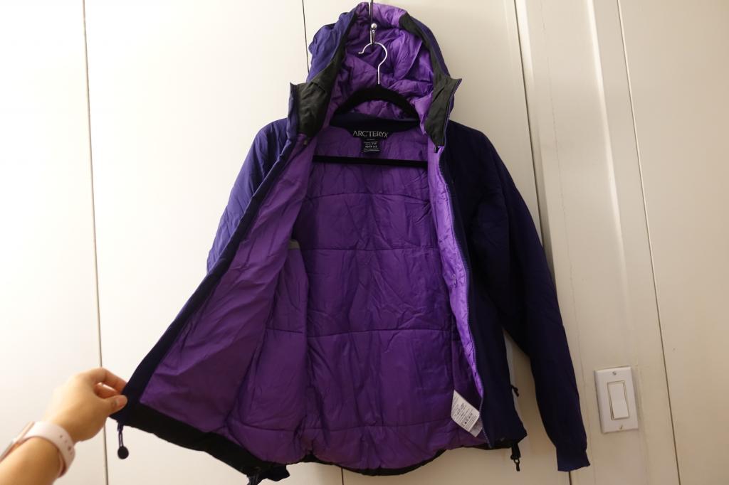 Arc'teryx Atom SV Hoody Hooded Insulated Jacket - Blackberry Purple XS